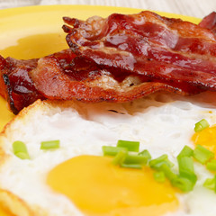 Fried eggs with bacon