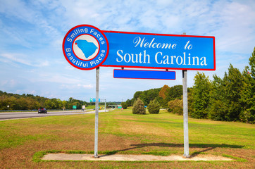Welcome to South Carolina sign - 118269588