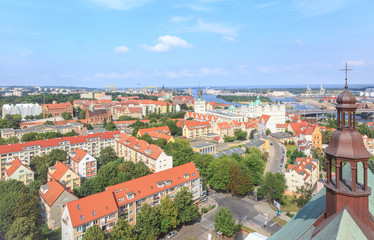 Szczecin - Panorama starego miasta z Zamkiem Książąt Pomorskich oraz portem