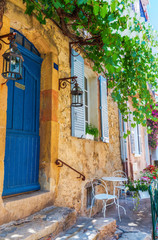 Fototapeta na wymiar house in the old town of Saint Tropez