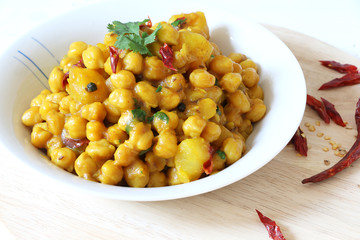 Indian/Nepali/Pakistani Chickpeas or Chana curry