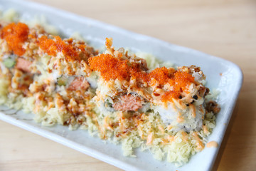  Japanese food salmon sushi rolls