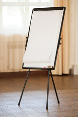 Flip chart into light room