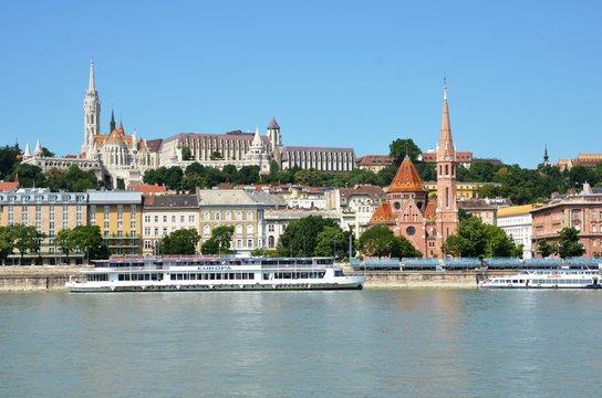 Quai, Sztehlo G&aacute;bor rakpart, berges de Budapest et rives du Danube