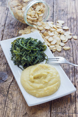 Mashed fava beans with chicory