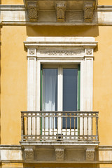Fototapeta na wymiar Window in Ragusa