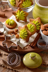 biscotti alla mandorla con crema di pistacchio