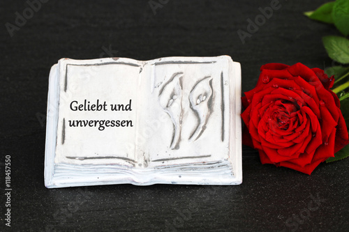 &quot;Geliebt und unvergessen&quot; Stockfotos und lizenzfreie Bilder auf Fotolia