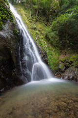 Fototapeta premium 愛媛県宇和島市 秡川渓谷 やけ滝