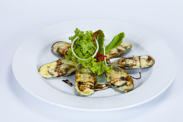 Mussels fried with cheese