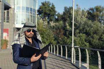 Oriental businessman in the city