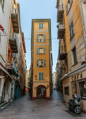 Fototapeta na wymiar Street in old Nice in France