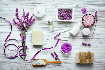 Obraz na płótnie Canvas Spa composition with lavender on white wooden background