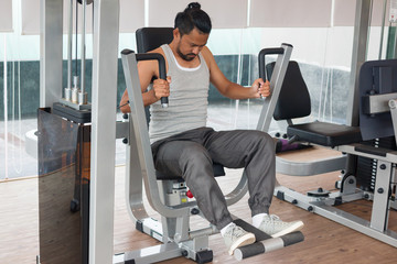 Naklejka premium exercises in fitness sport club 