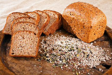 bread with seeds