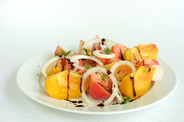 Tomatensalat aus Fleischtomaten