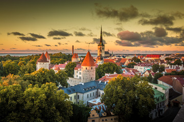 Obraz premium Tallinn Estonia during sunset