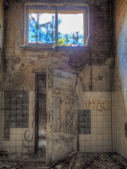 Altes bauf&auml;lliges verlassenes Zimmer