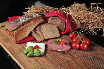 Handwerklich hergestelltes Brot