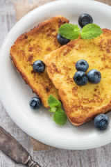 French toast with blueberries