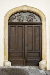 Fototapeta na wymiar Old decorative wooden door