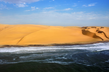 The coast in Namibia © Oleg Znamenskiy