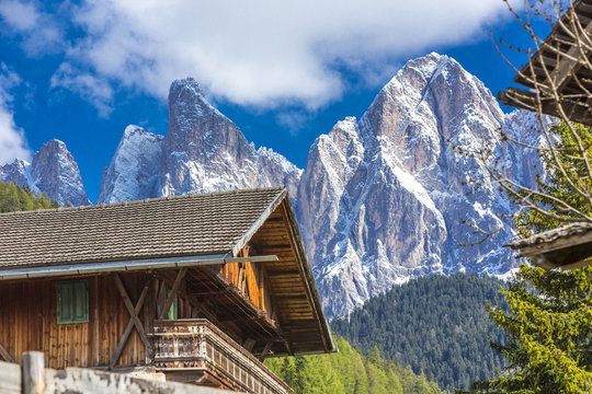 S&uuml;dtirol, Villn&ouml;sstal, Geislerspitzen, Blick von St. Magdalena