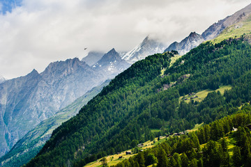 Fototapeta na wymiar Schweiz - Berge im Wallis
