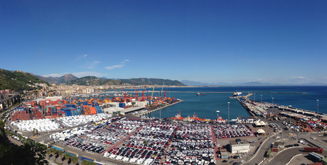 Landscape trading port