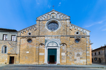 Fototapeta premium The cathedral of Santa Maria Assunta in Volterra, Tuscany, Italy.