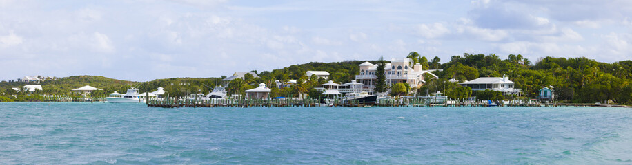 Fototapeta na wymiar panorama of the Bahamas