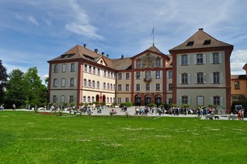 Fototapeta na wymiar Insel Mainau am Bodensee - Schloss im Frühling