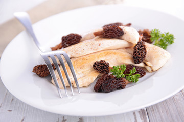 chicken breast with morel