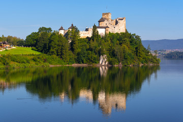 Fototapeta na wymiar Dunajec Castle - a medieval fortress located near Niedzica village. Poland. Europe.