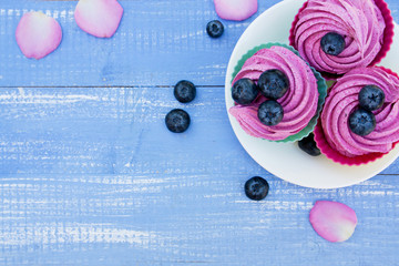 sweet pink cupcakes