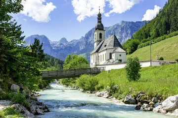 Church of Ramsau in Bavaria - obrazy, fototapety, plakaty