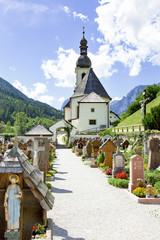 Fototapeta na wymiar Church of Ramsau in Bavaria