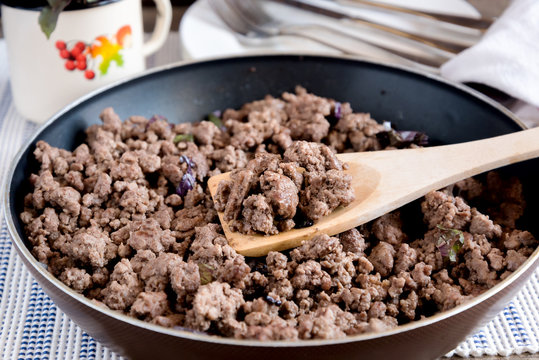 Pan with minced meat.