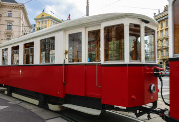 Fototapeta premium Strassenbahn in Wien