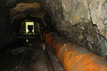 Interior de Mina La señora, en el concrjo de Aller