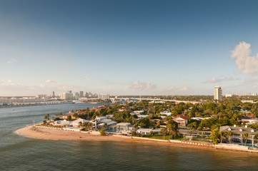 Obraz premium Skyline of the waterfront of Fort Lauderdale, Florida, USA