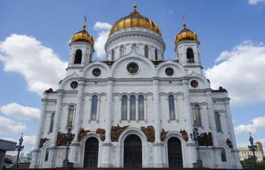 Fototapeta na wymiar Christ the Saviour cathedral in Moscow
