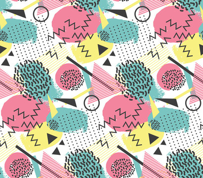 Seamless pattern in memphis style with geometric design elements © natality