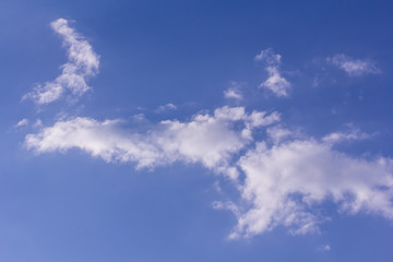 Fototapeta na wymiar cloud in blue sky