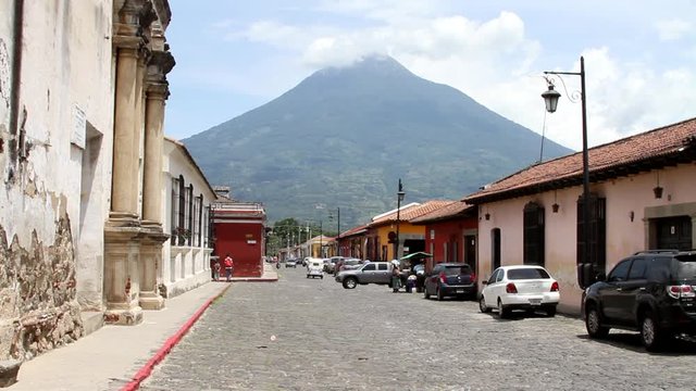 Antigua Guatemala 01 - Street Scene