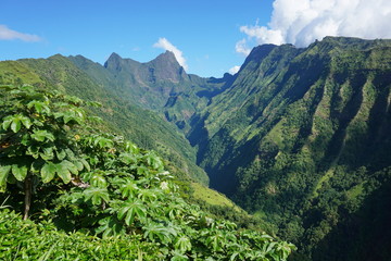 Tahiti mountain landscape, the Tuauru valley in Mahina with the mount Orohena in background (...