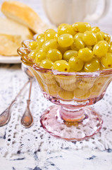 Jam of green grapes