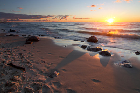 Fototapeta Zachód słońca nad morzem Bałtyckim