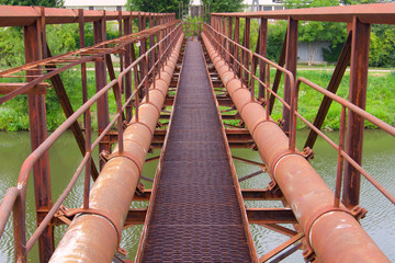 Bridge of the gas pipe