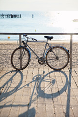 Naklejka na ściany i meble Vélo sur la plage à Noirmoutier